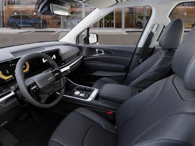 New 2027 White Kia EX image 17
