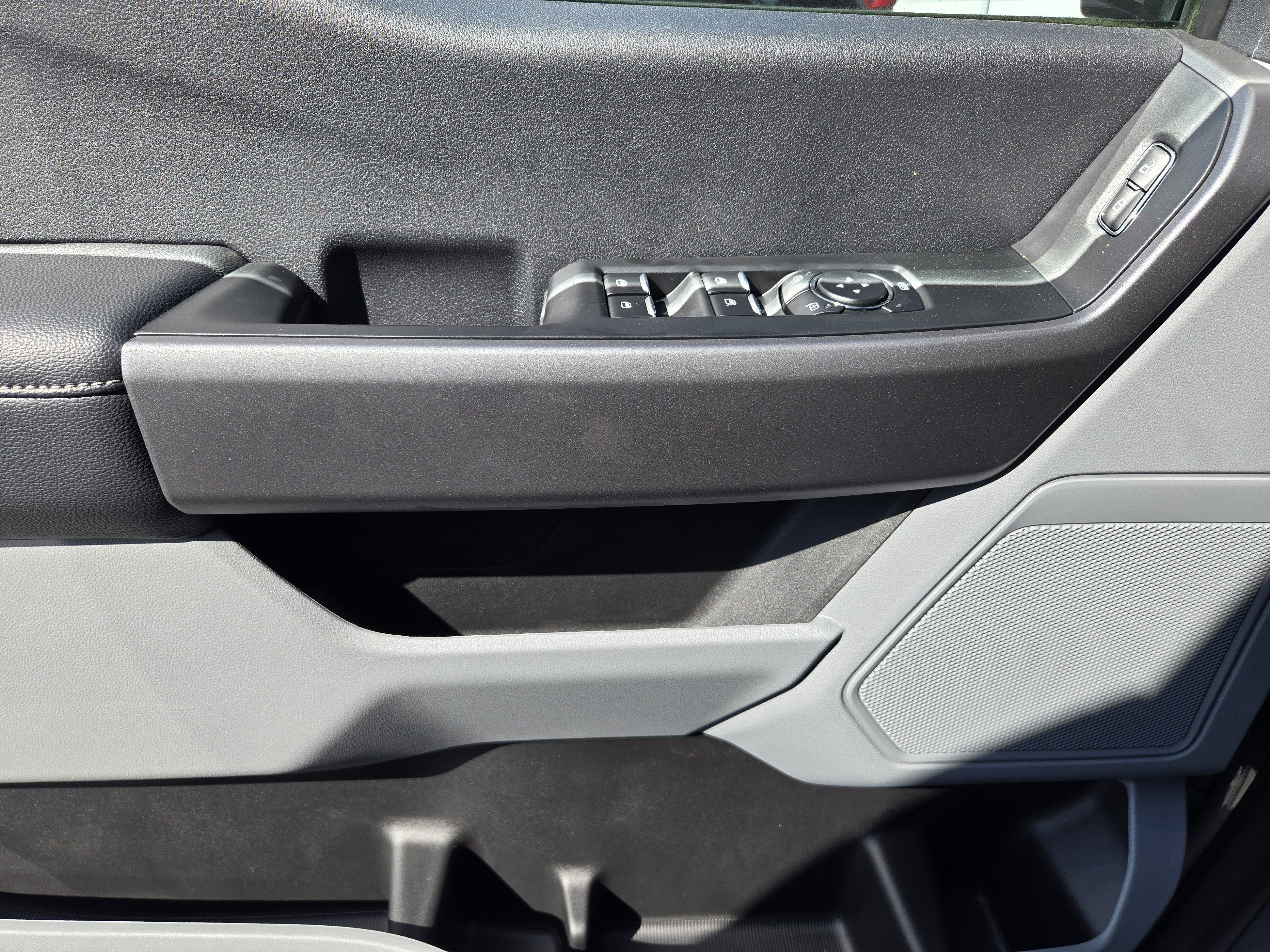 New 2026 Carbonized Gray Ford F-250 XL image 15