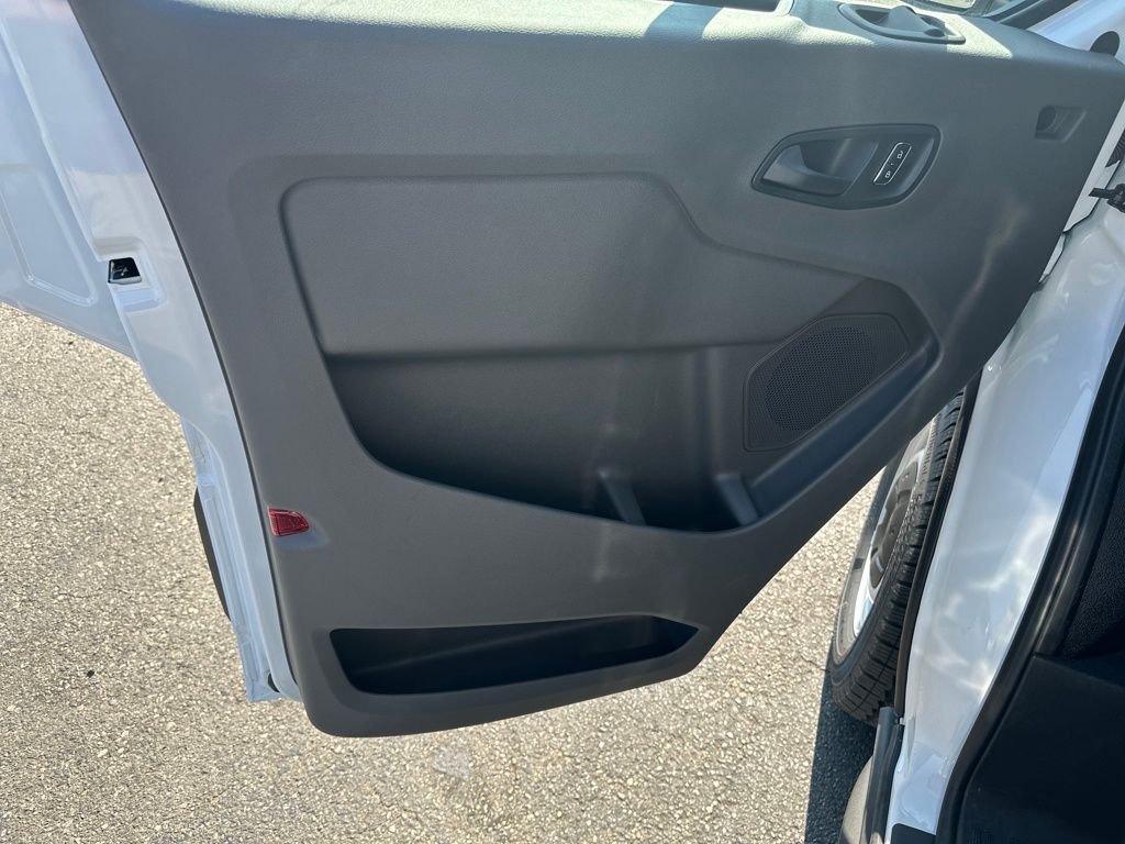 2025 Ford Transit Van Base - Photo 10