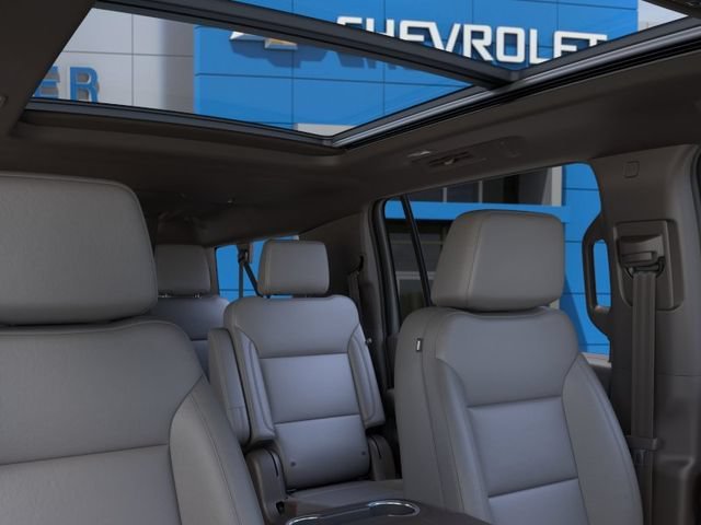 2026 Chevrolet Suburban LT - Photo 24