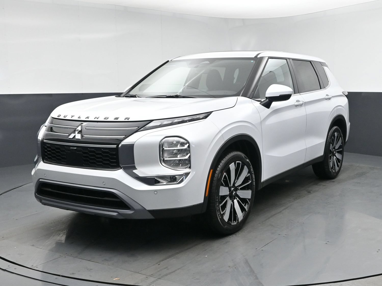 New 2026 White Mitsubishi SE 1.5T 2WD image 23
