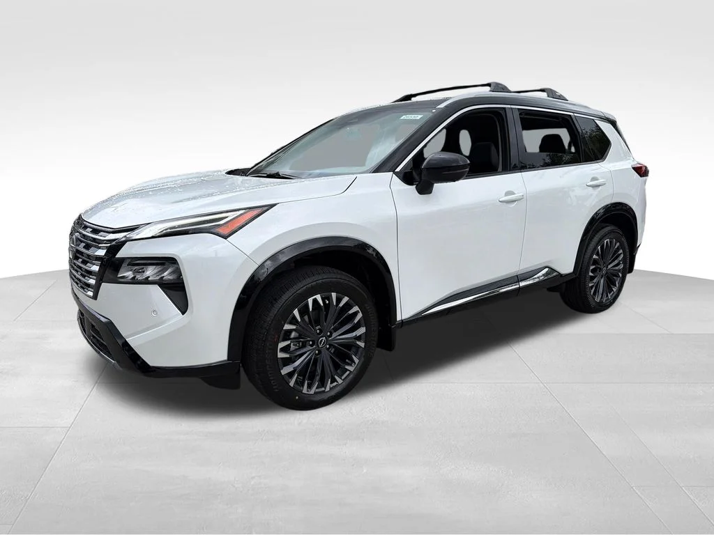 New 2026 Everest White Pearl TriCoat / Super Black Two-tone Nissan Platinum image 3