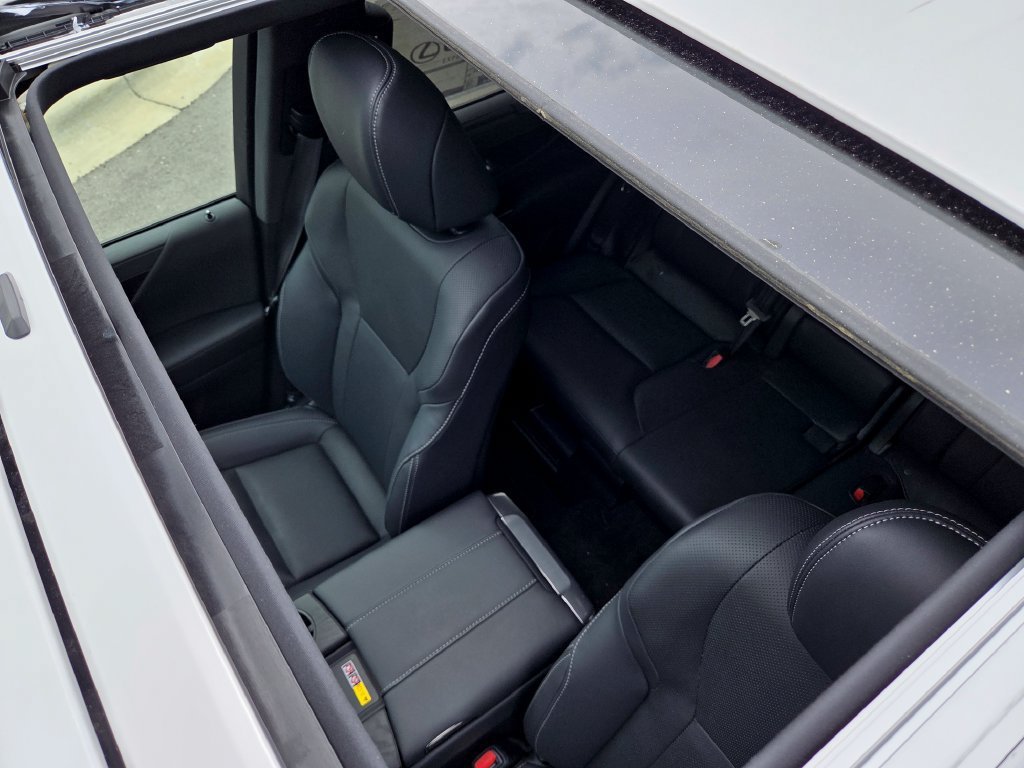 2026 Lexus LX 700h Luxury - Photo 9