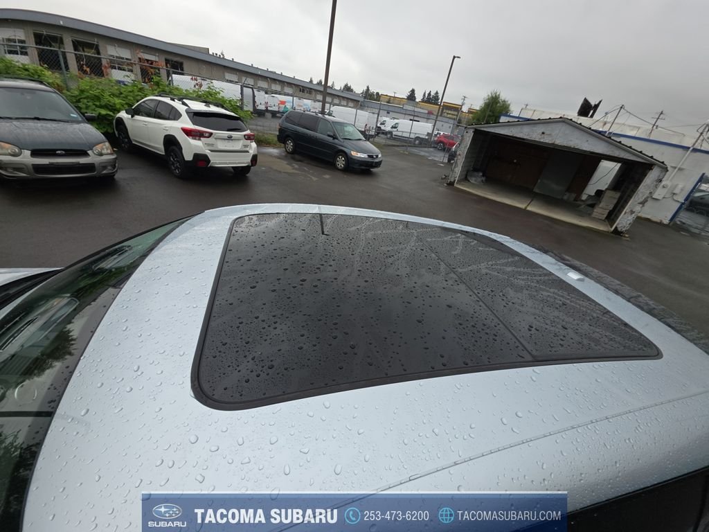 Used 2017 Silver Porsche Turbo image 24