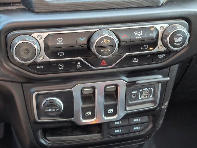 Certified Used 2022 Gray Jeep Sport S image 18