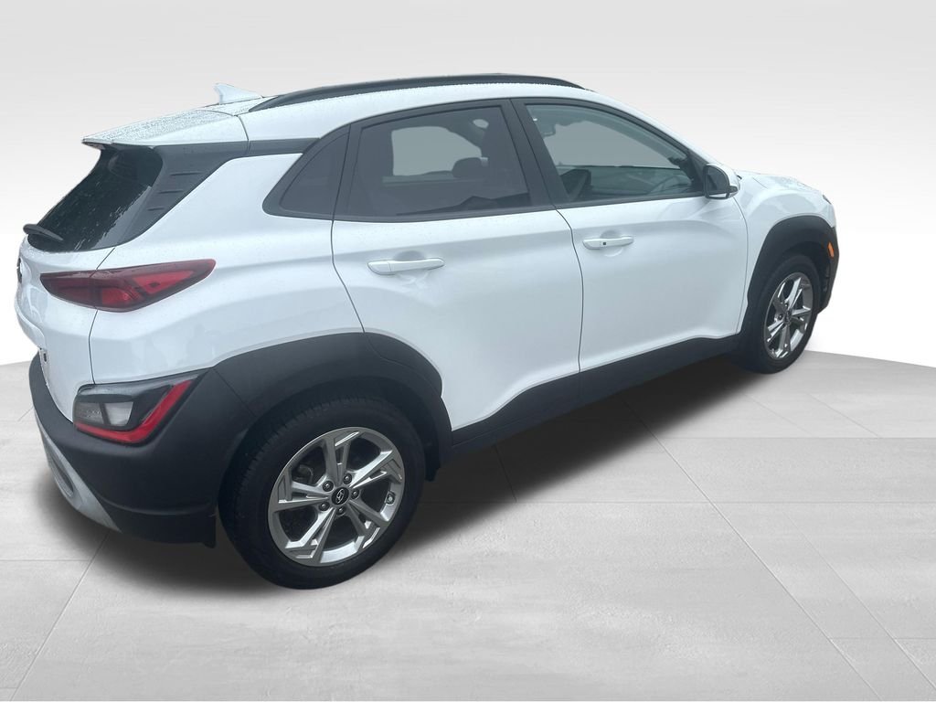 Used 2023 White Hyundai SEL image 30