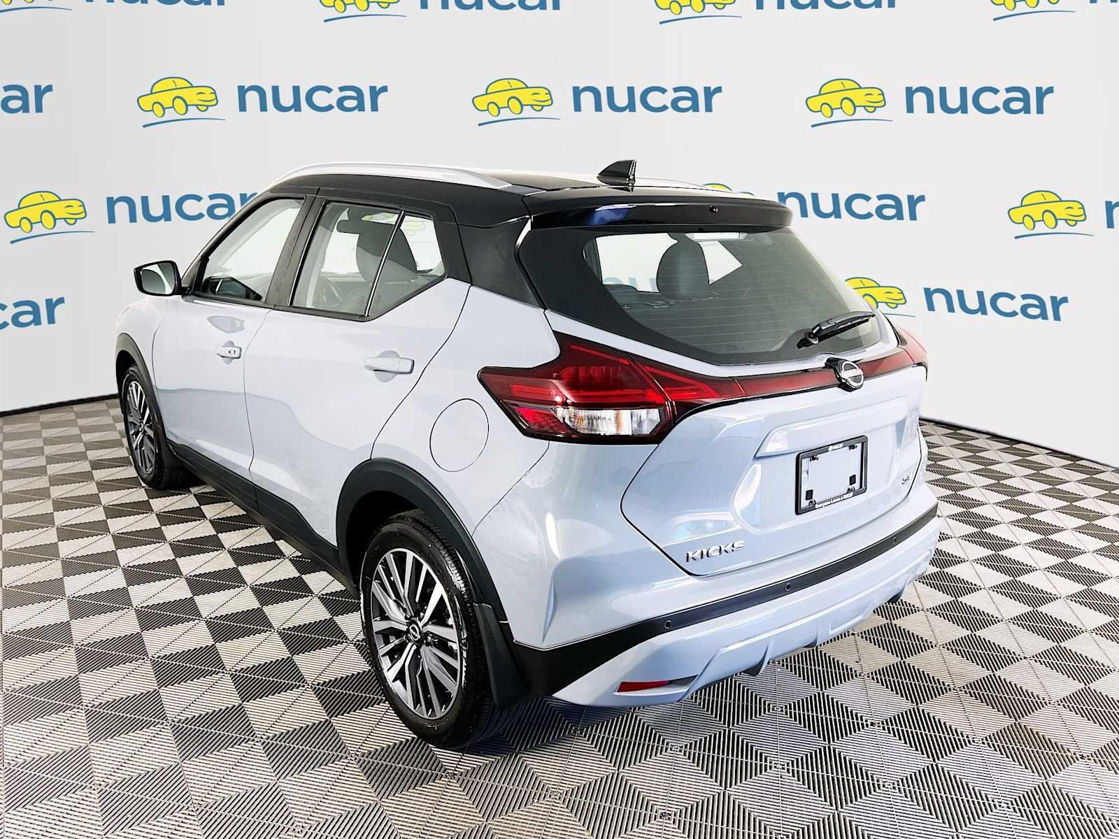 Used 2024 Gray/Super Black Nissan SV image 5