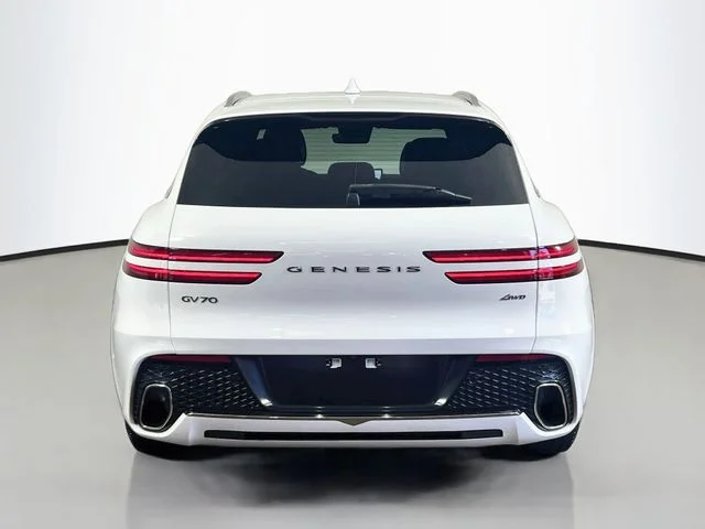 Used 2023 White Genesis 2.5T image 22