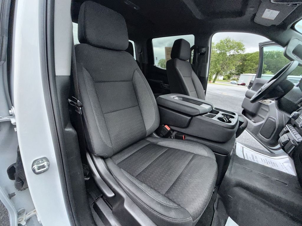 Used 2025 Summit White Chevrolet Custom Trail Boss image 31