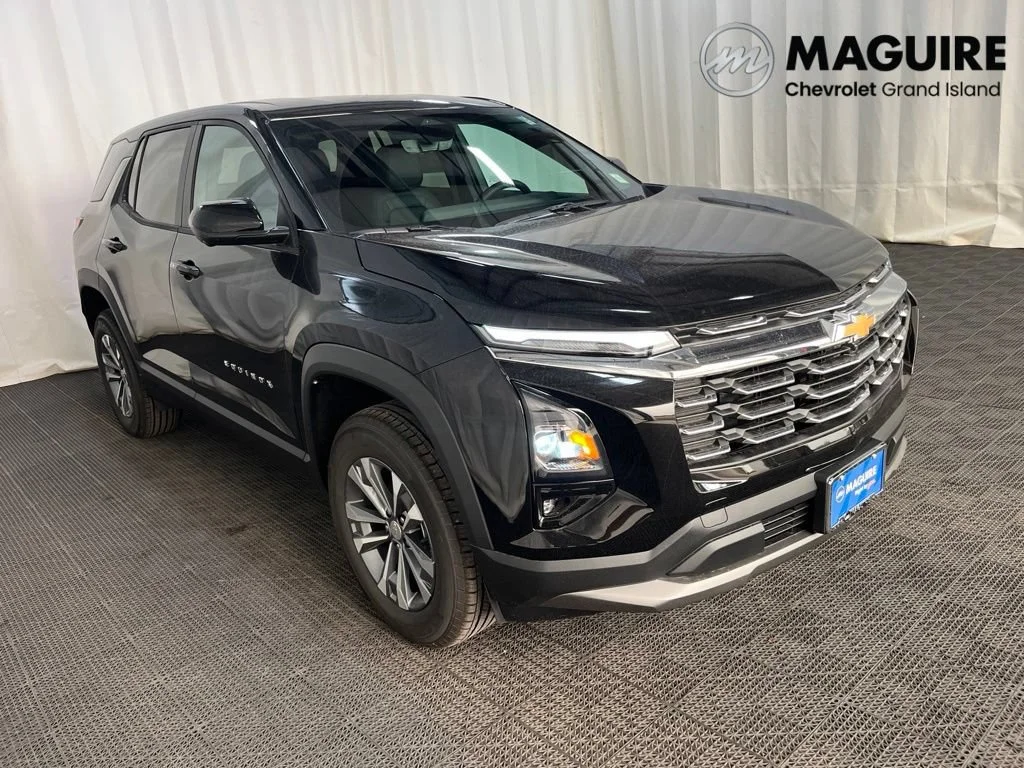 New 2027 Mosaic Black Metallic Chevrolet LT image 28