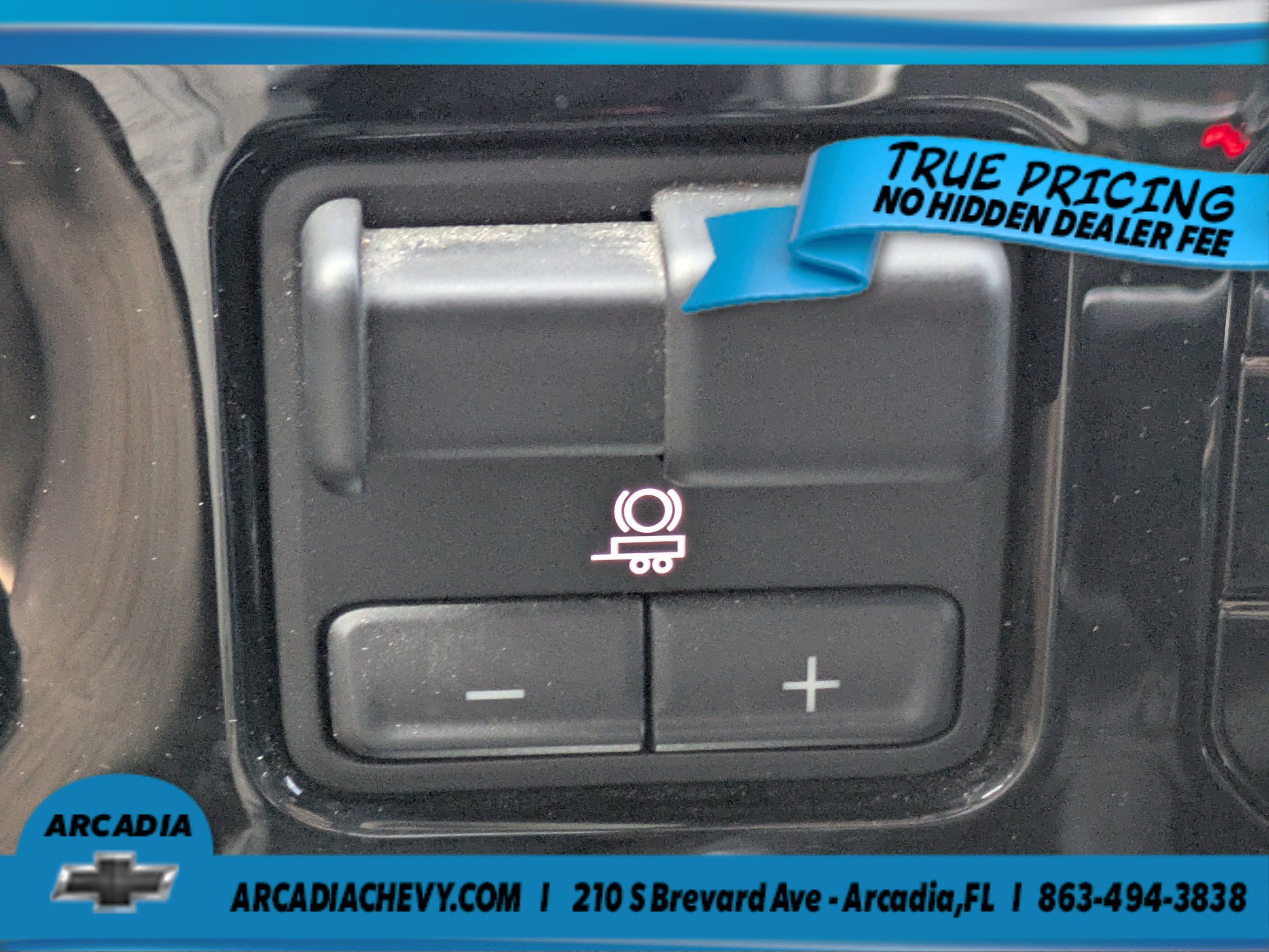 Used 2023 Dark Ash Metallic Chevrolet High Country image 29