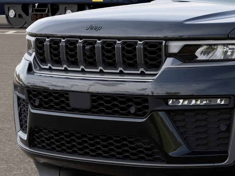 New 2026 Diamond Black Crystal Pearl-Coat Exterior Paint Jeep Limited Reserve image 44