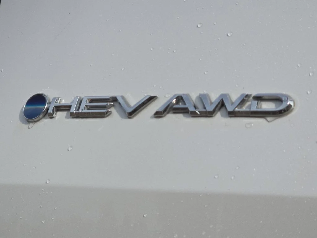 Used 2024  Toyota XLE image 36