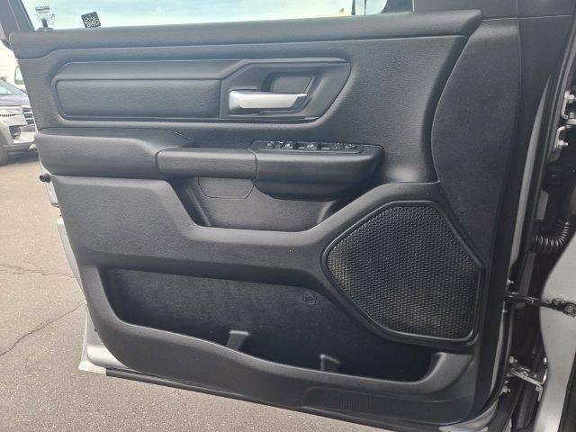Used 2019 Silver Ram Tradesman image 12