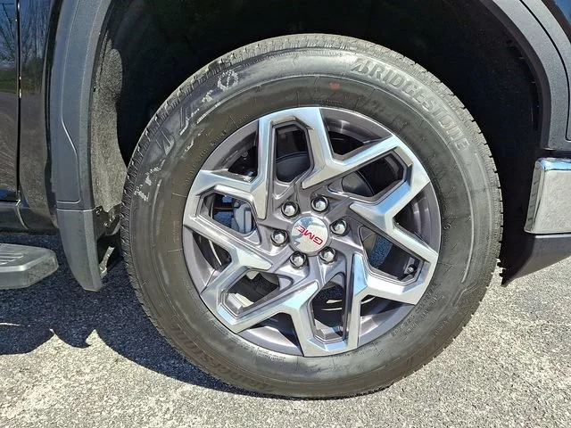 New 2026 Onyx Black GMC SLT image 9