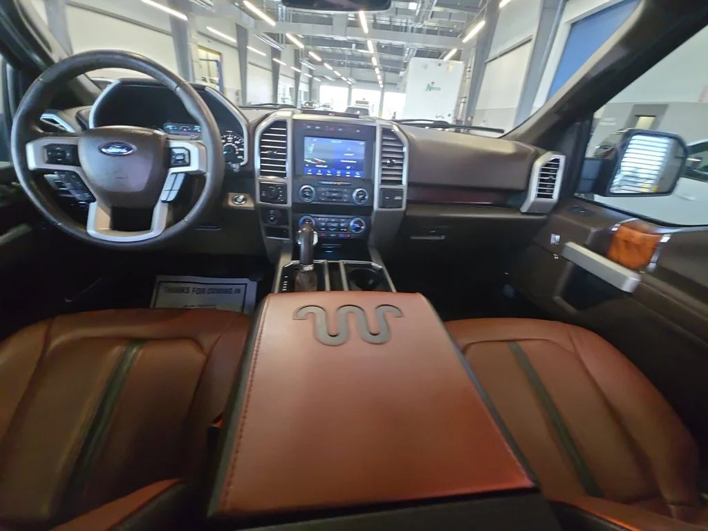 Used 2019 Red Ford King Ranch image 21
