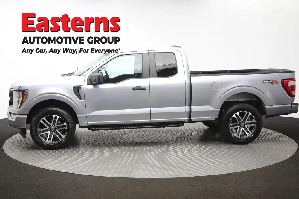 Used 2023 Silver Ford XL image 60