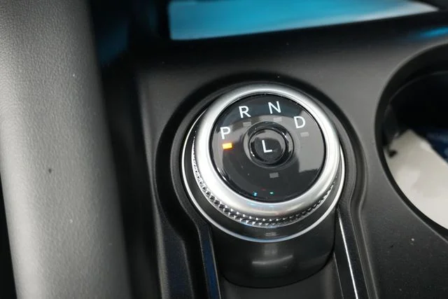 New 2027 Avalanche Gray Ford ST-Line image 25