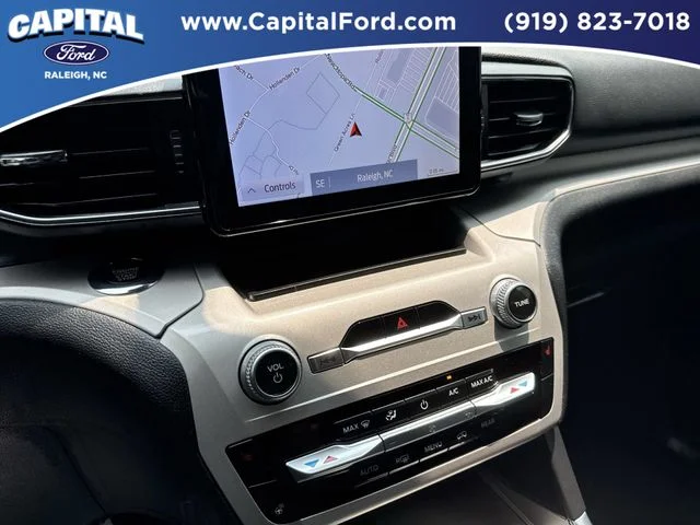 Used 2023 White Ford XLT image 26