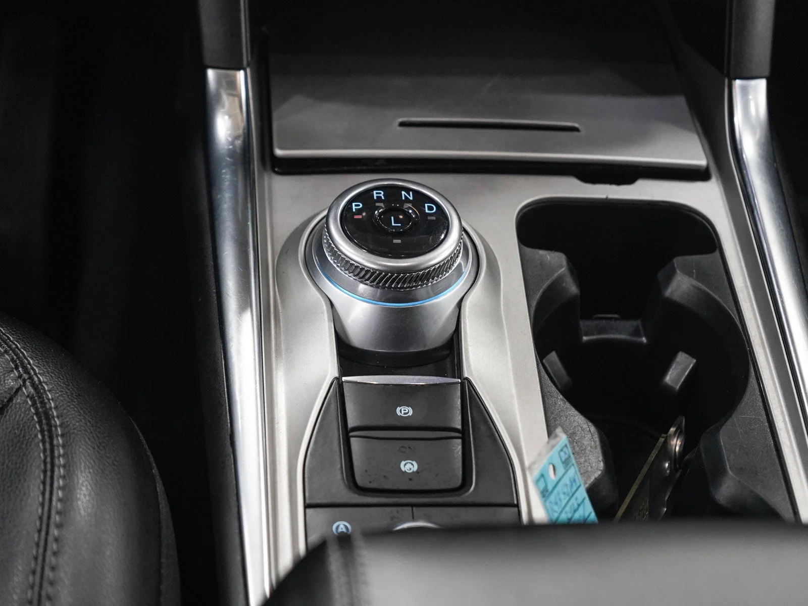 Used 2023 Oxford White Ford Limited image 21