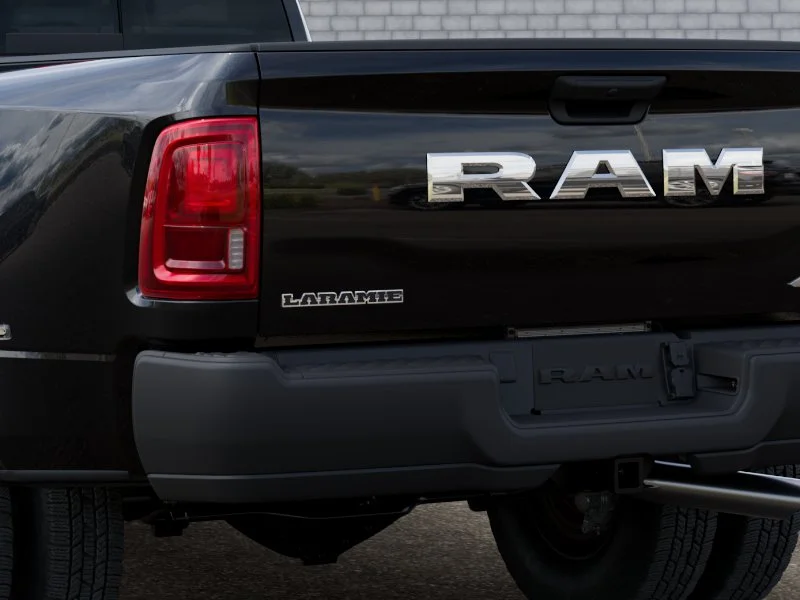 New 2026 Diamond Black Crystal Pearl-Coat Exterior Paint RAM Laramie image 39