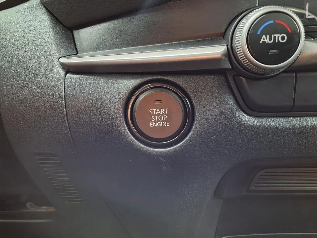 Certified Used 2024 White Mazda 2.5 S Select Sport image 8