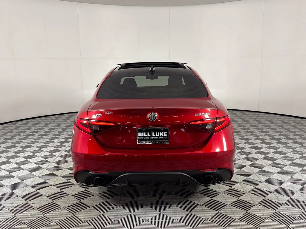 Certified Used 2023  Alfa Romeo Veloce image 8