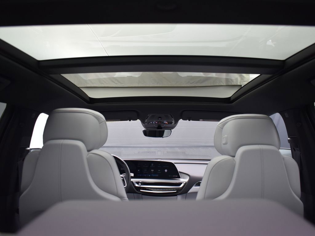 2024 CADILLAC LYRIQ - Image 25