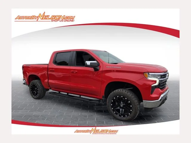 Used 2025 Red Chevrolet LT image 1