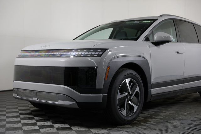 New 2026 Gray Hyundai SE image 23
