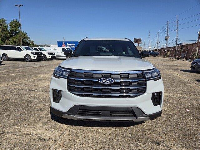 New 2027 Avalanche Gray Ford Active image 8