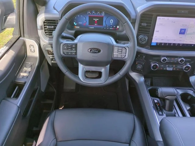 New 2026 Oxford White Ford XLT image 16
