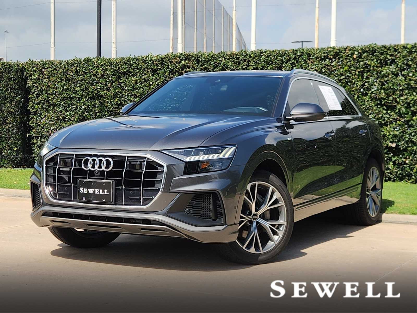 2021 Audi Q8 55 Premium Plus Tiptonic quattro's photo