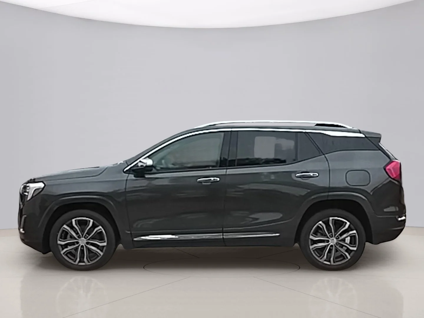 Used 2019 Gray Gmc DENALI image 2