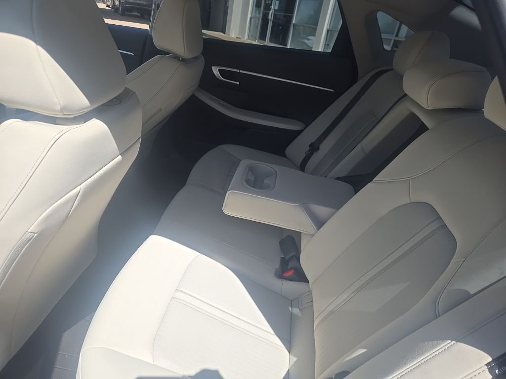Used 2026 Gray Hyundai SEL Sport image 11