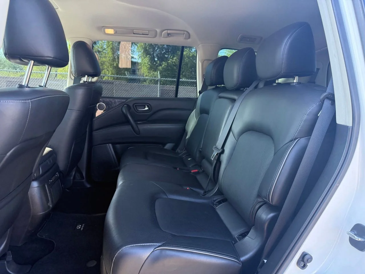 Used 2022 Moonstone White INFINITI Luxe image 7