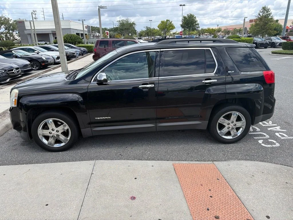 Used 2013 Onyx Black GMC SLT image 3