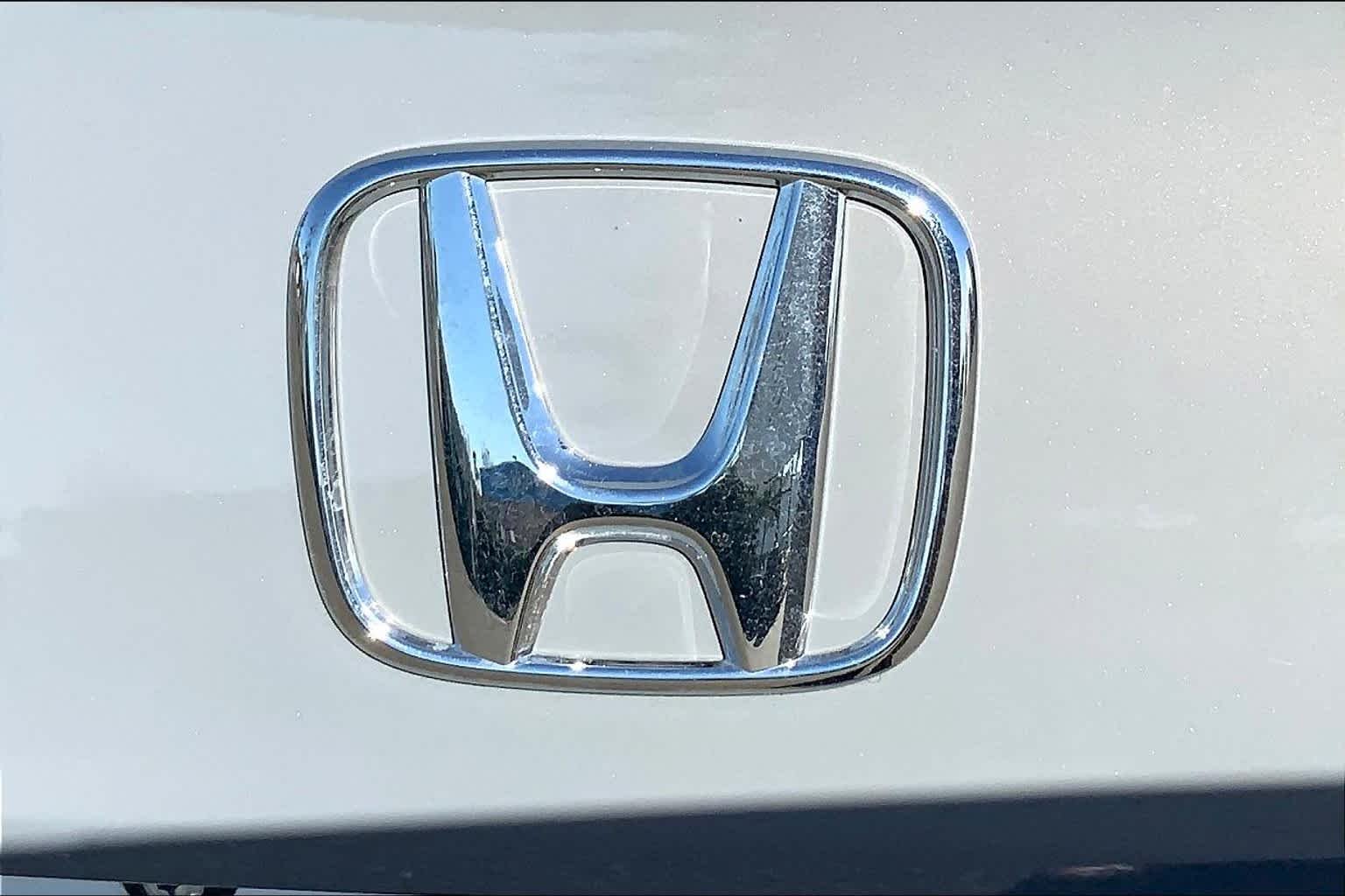Certified Used 2025 Urban Gray Pearl Honda Sport image 10