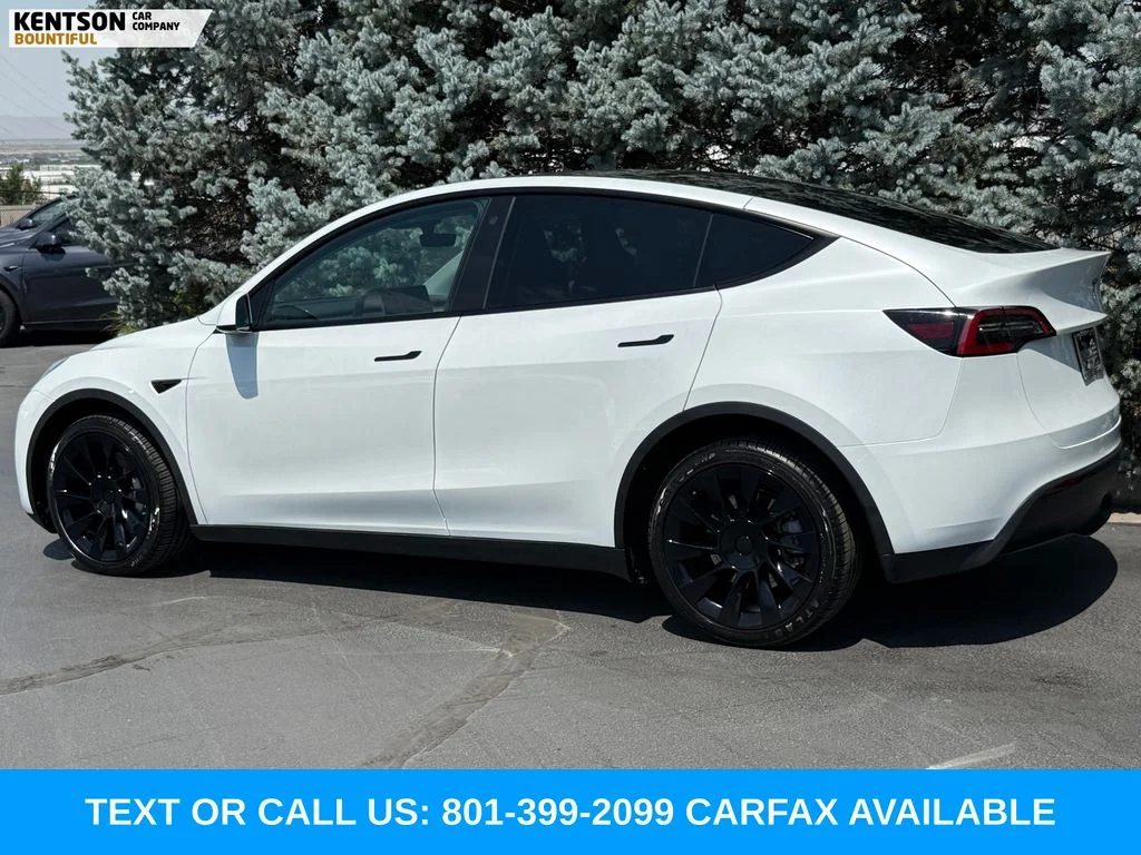 Used 2023 White Tesla Long Range image 5