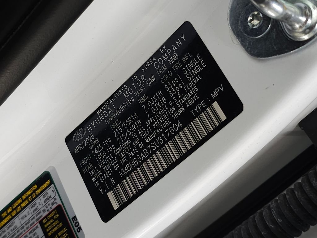 2025 Hyundai Kona SEL - Photo 29