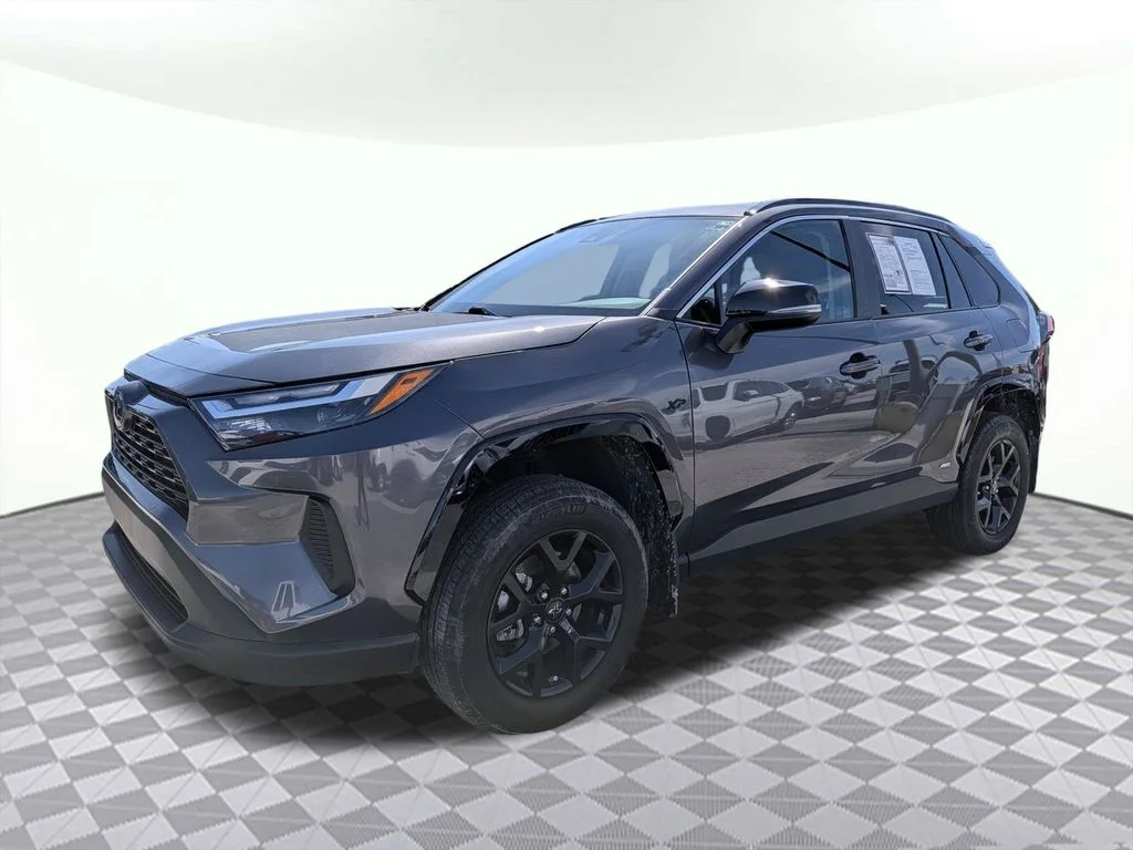 Used 2024 Gray Toyota XLE image 5