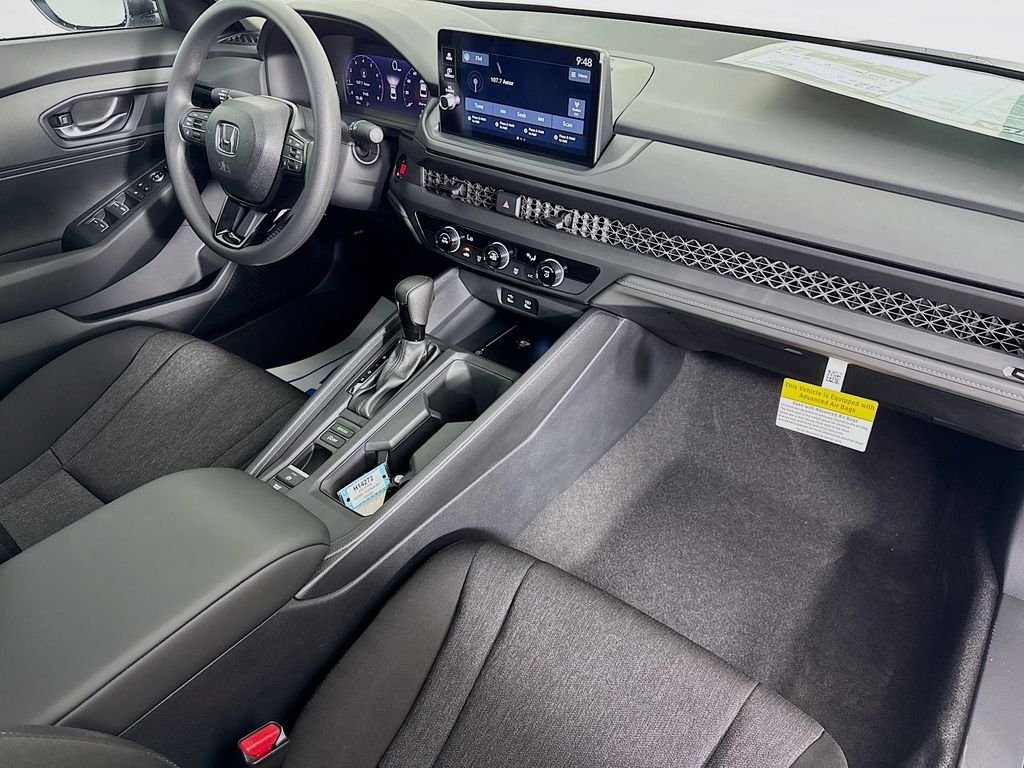 New 2026 Platinum White Pearl Honda LX image 37