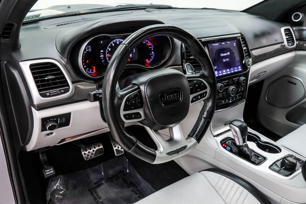 Used 2021 Silver Jeep Trackhawk image 20