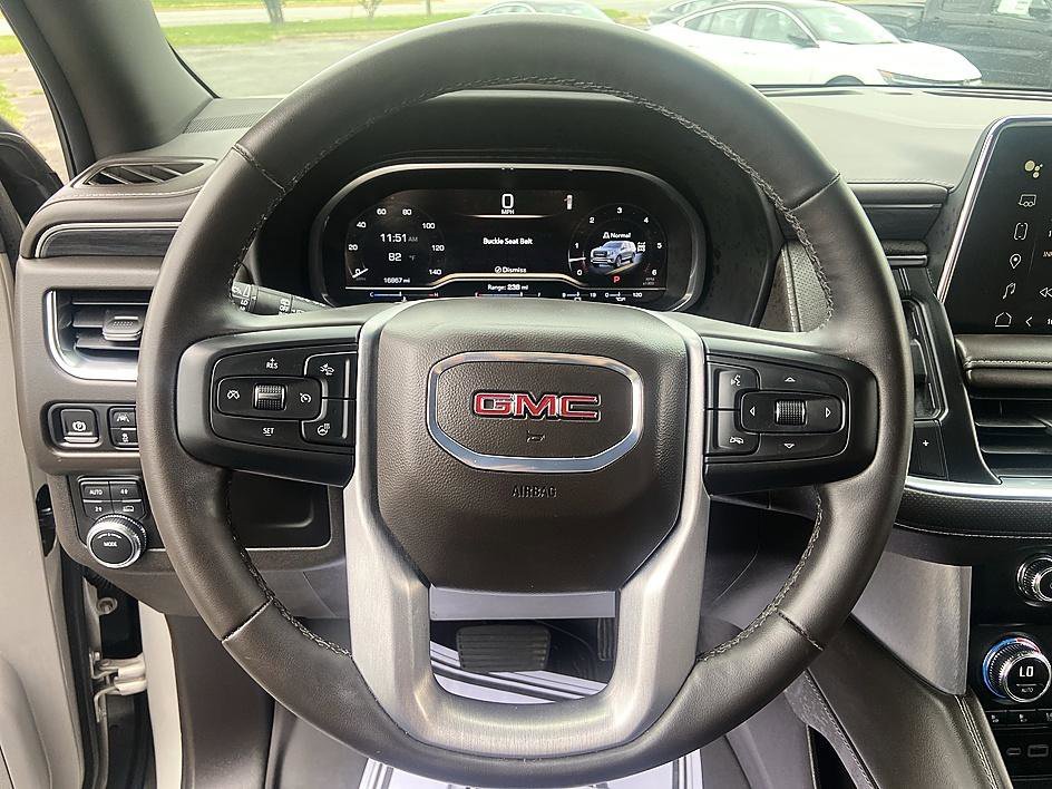 Used 2024 Pearl Beige Metallic GMC SLT image 13
