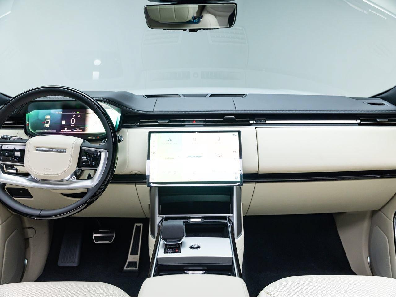 New 2026 Ethereal Frost Satin Land Rover P530 SE image 19