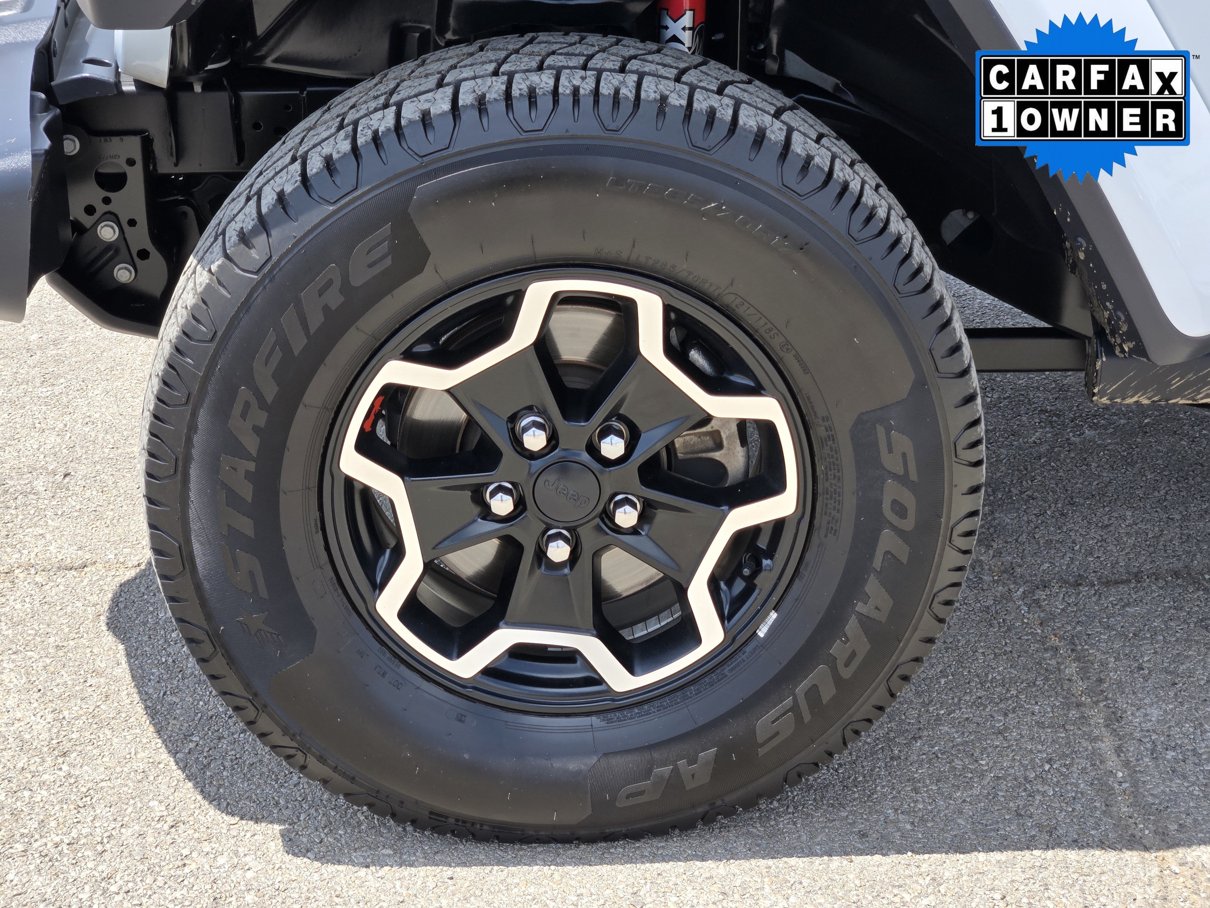 Certified Used 2020 Bright White Clearcoat Jeep Rubicon image 10
