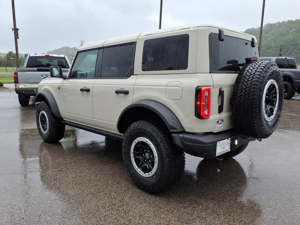 New 2026 Desert Sand Ford Badlands® image 5