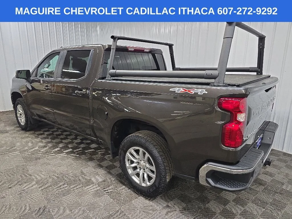 Used 2021 Oxford Brown Metallic Chevrolet LT image 9