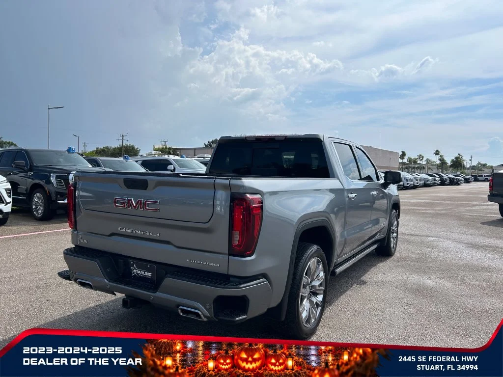 Used 2024 Sterling Metallic GMC Denali image 5