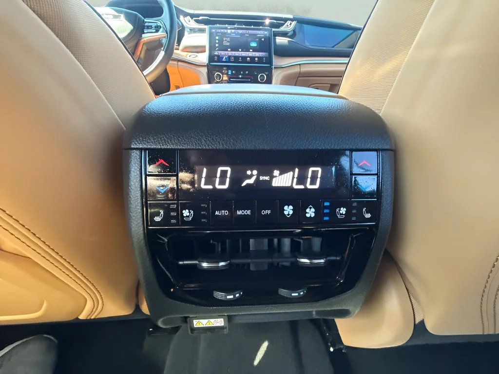 Used 2024 Black Jeep Summit image 12